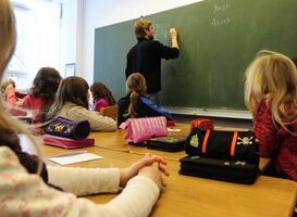 Campagne om werken in het onderwijs aantrekkelijker te maken van start